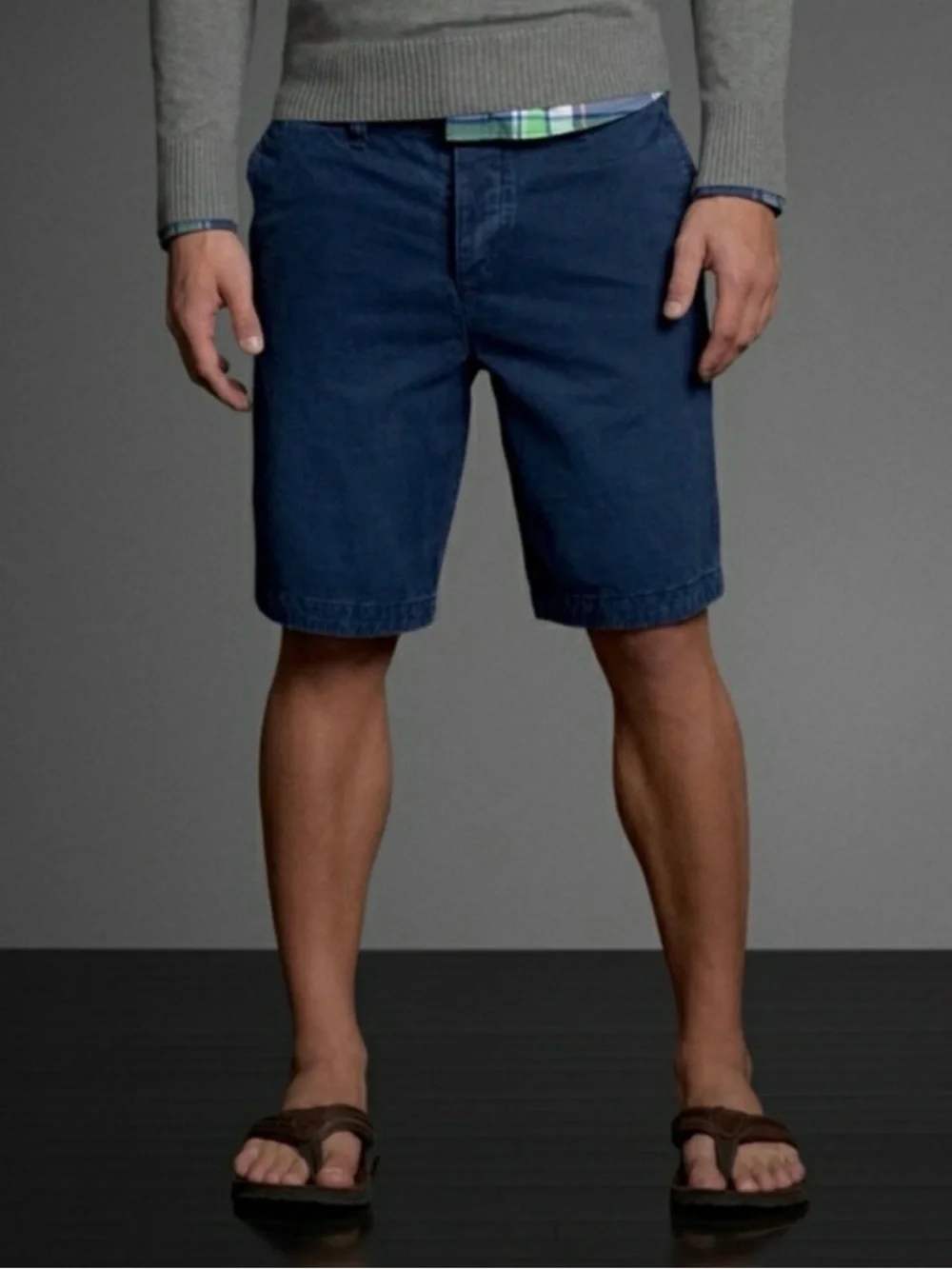 NWT Abercrombie & Fitch Classic Fit At The Knee Shorts